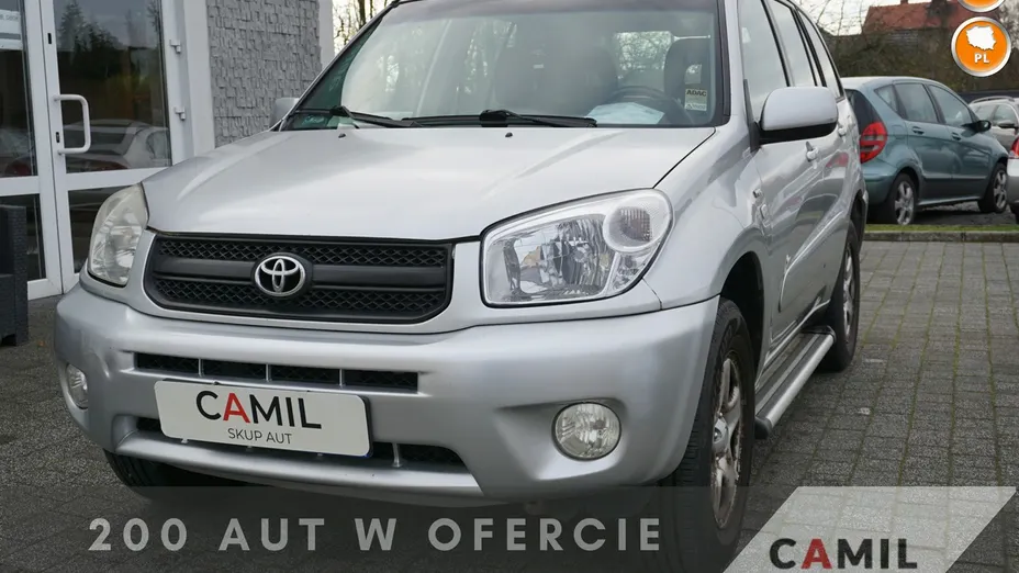 TOYOTA RAV4 -