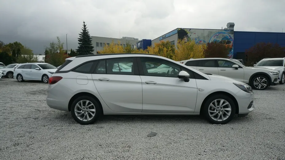 OPEL Astra -