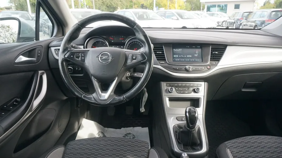 OPEL Astra -