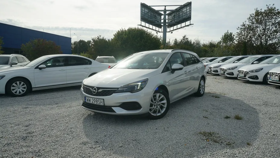 OPEL Astra -