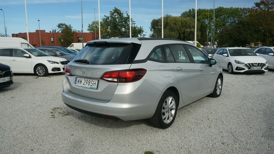 OPEL Astra -