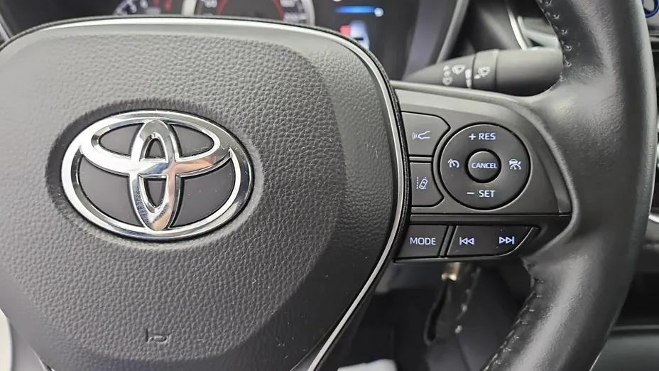 TOYOTA Corolla -