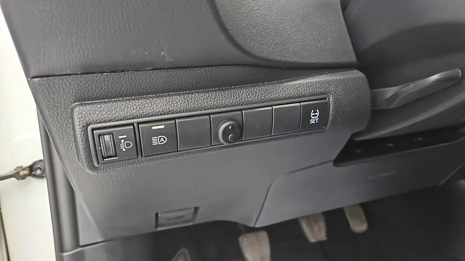 TOYOTA Corolla -