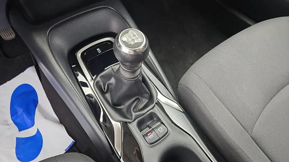 TOYOTA Corolla -