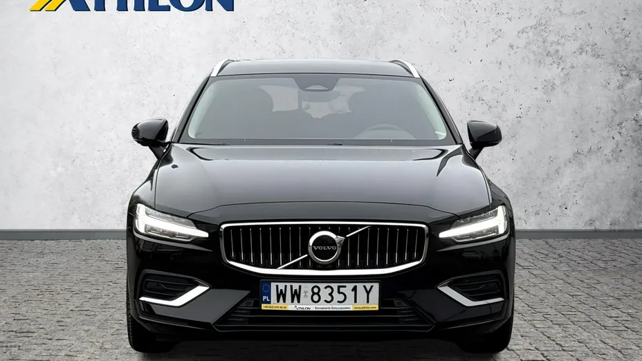 VOLVO V60 -