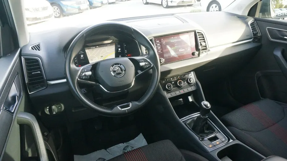 SKODA Karoq -