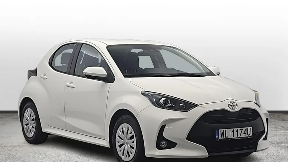 TOYOTA Yaris -