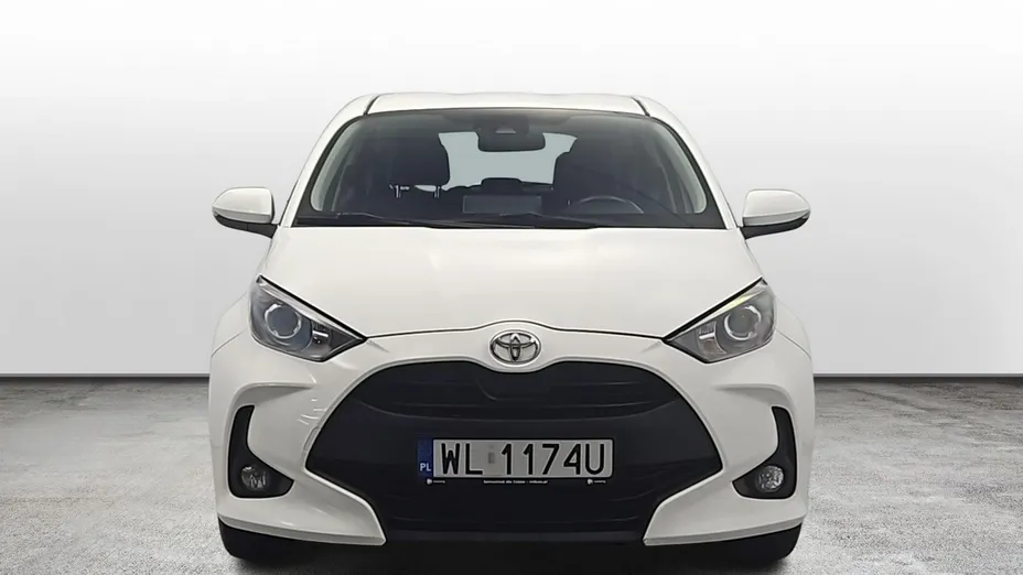TOYOTA Yaris -