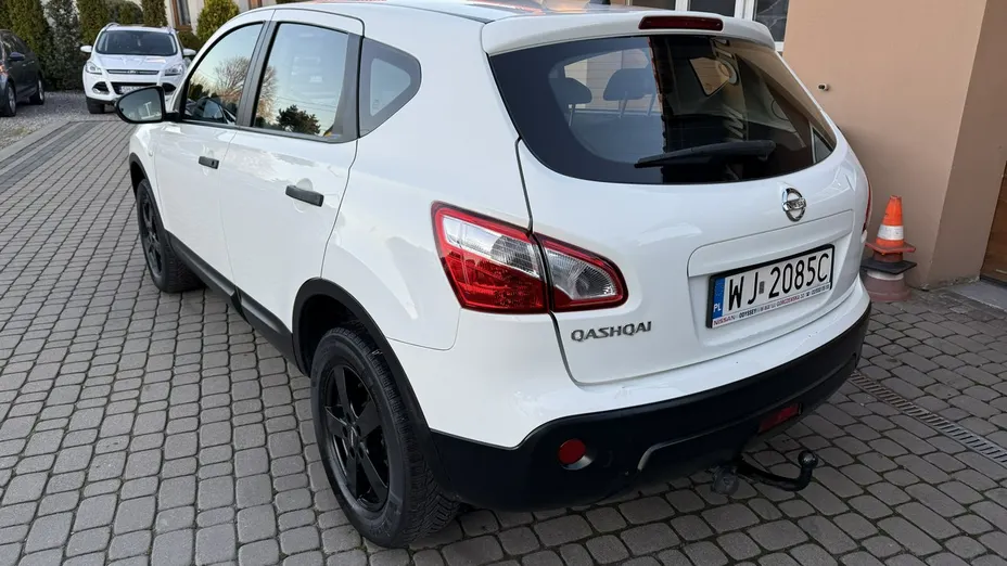 NISSAN Qashqai -