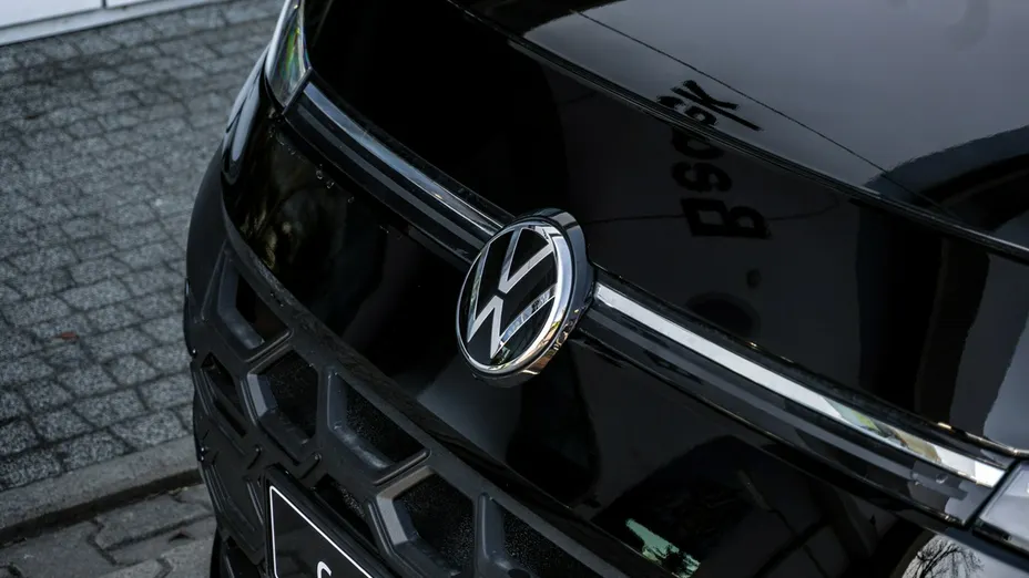 VOLKSWAGEN T-ROC -