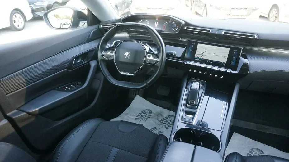 PEUGEOT 508 -