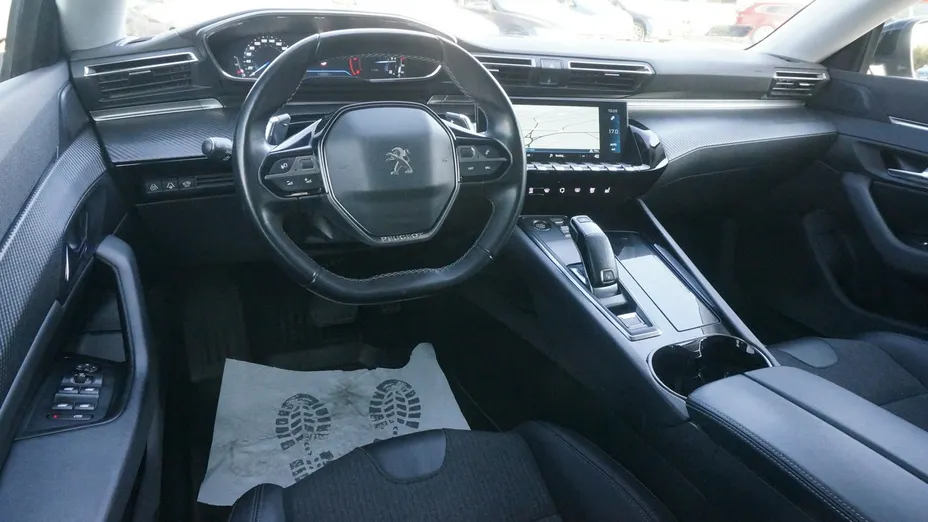PEUGEOT 508 -