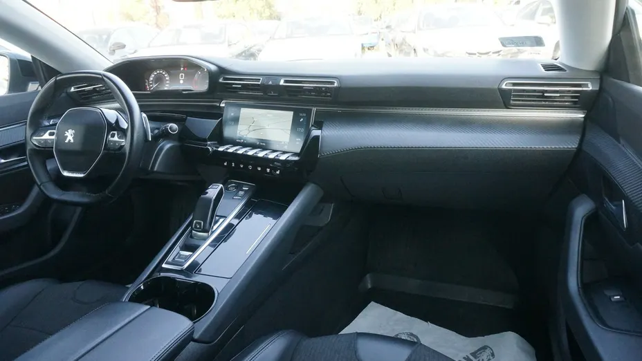 PEUGEOT 508 -