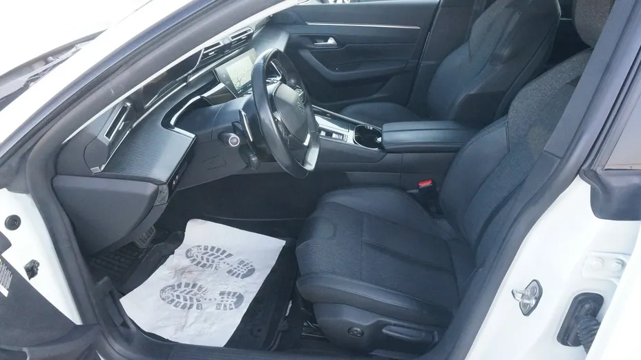 PEUGEOT 508 -