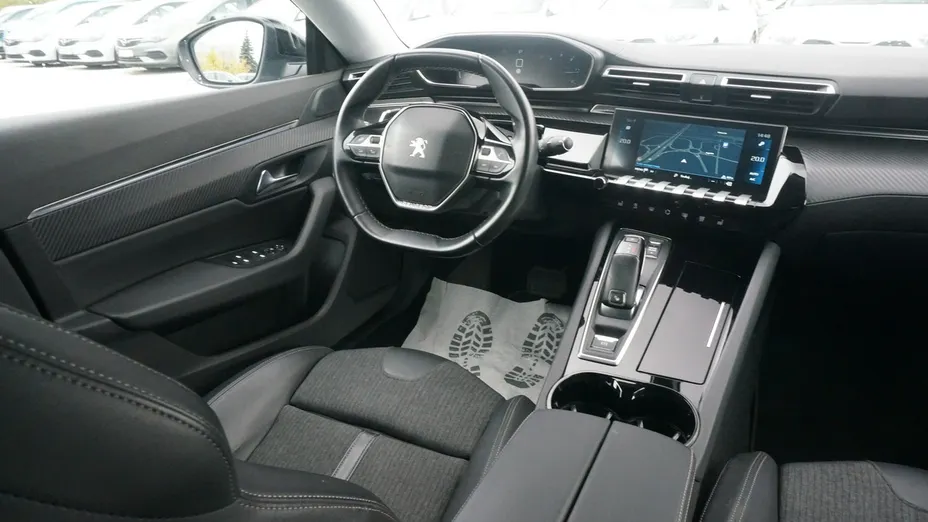PEUGEOT 508 -