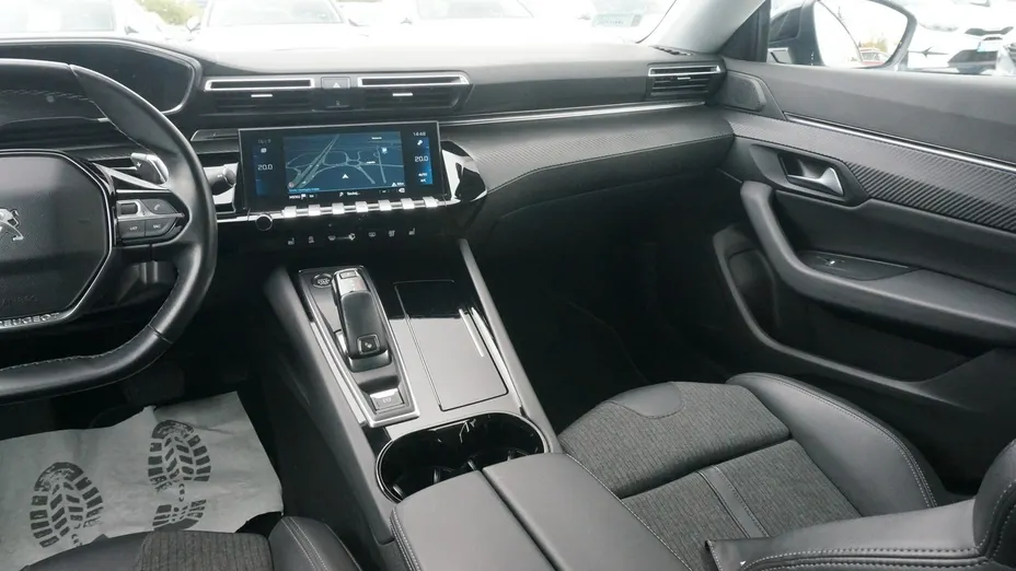 PEUGEOT 508 -