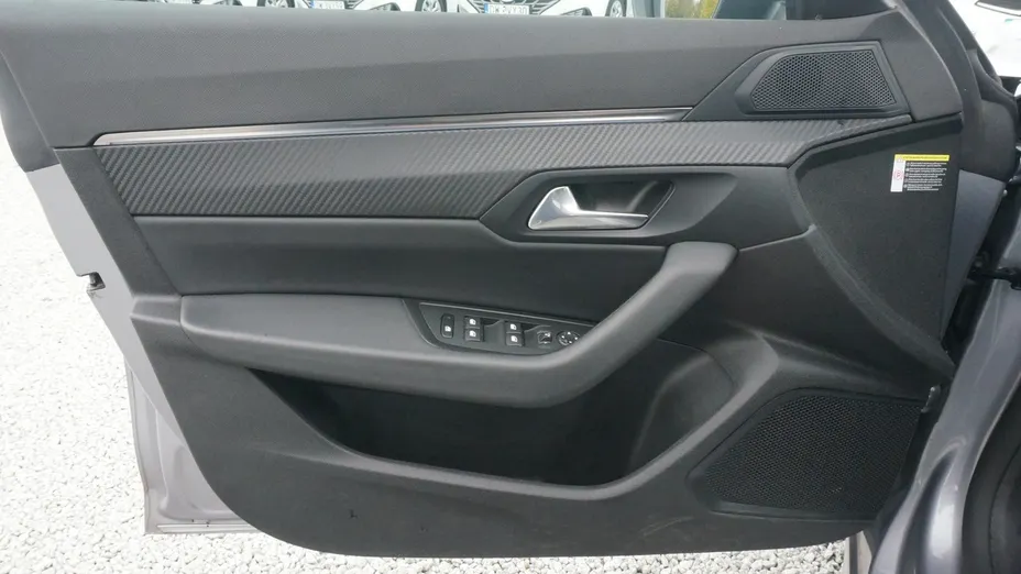 PEUGEOT 508 -