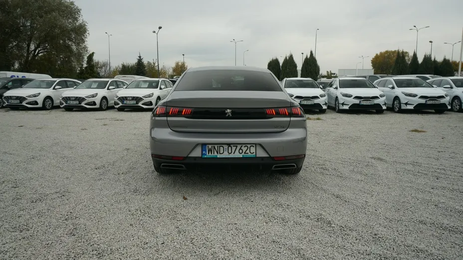 PEUGEOT 508 -