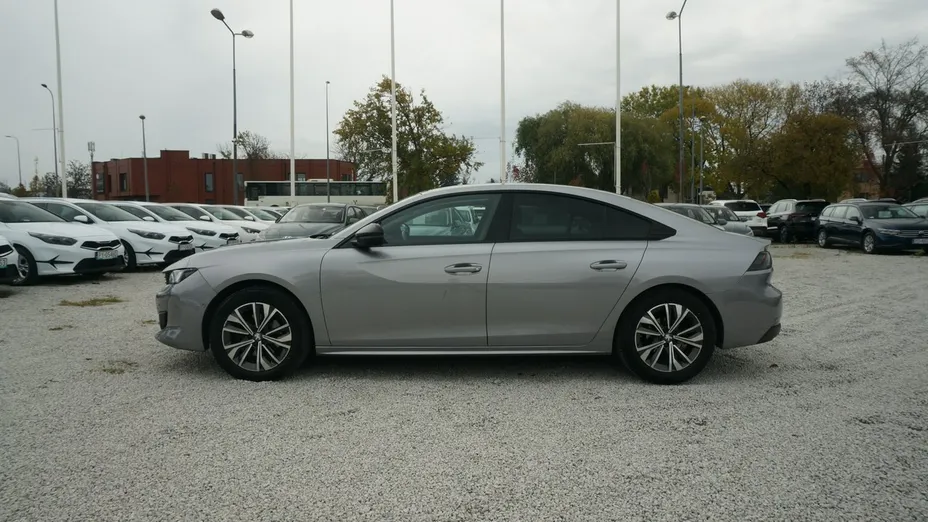 PEUGEOT 508 -