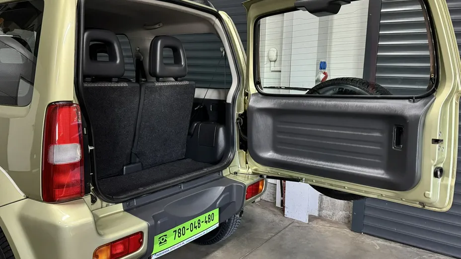 SUZUKI Jimny -