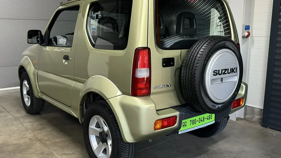 SUZUKI Jimny -