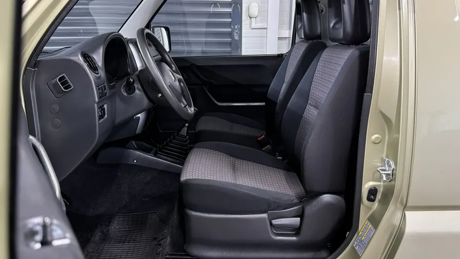 SUZUKI Jimny -