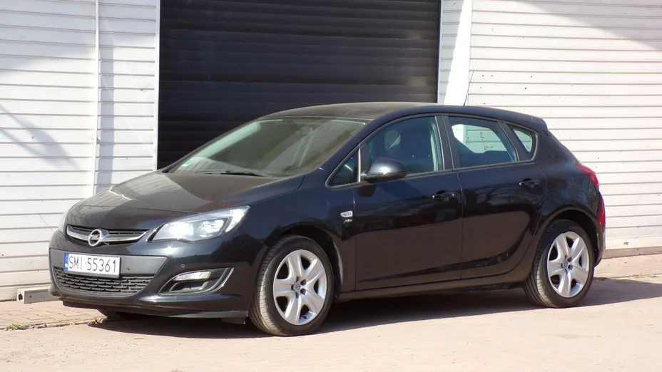OPEL Astra -