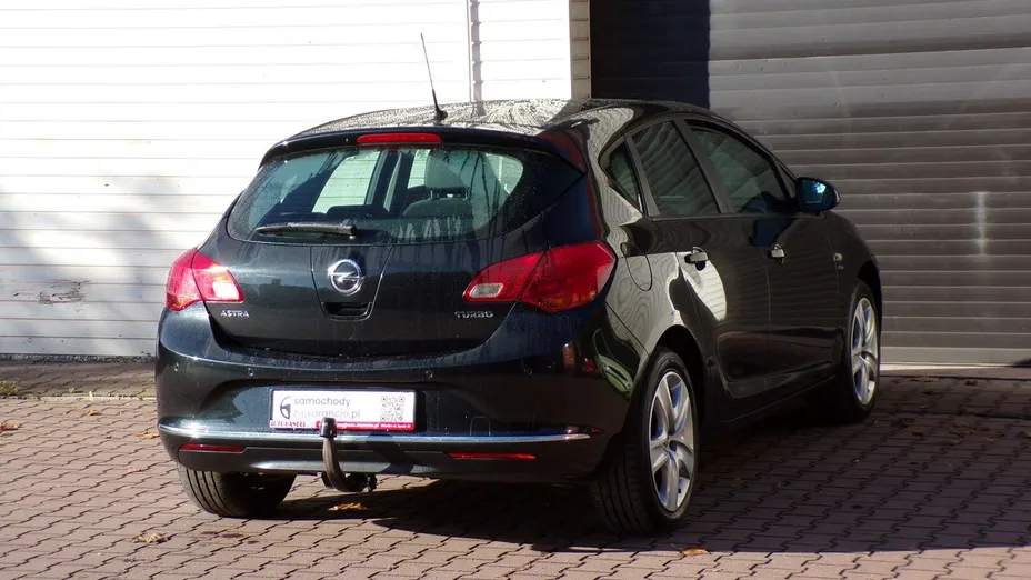 OPEL Astra -