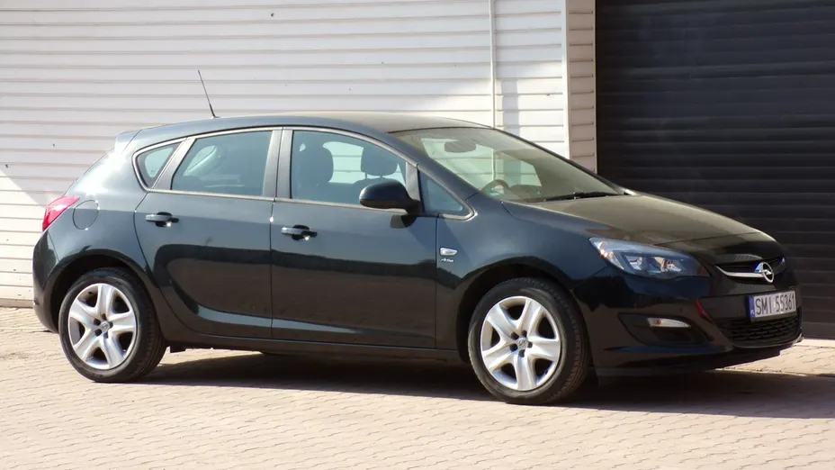 OPEL Astra -