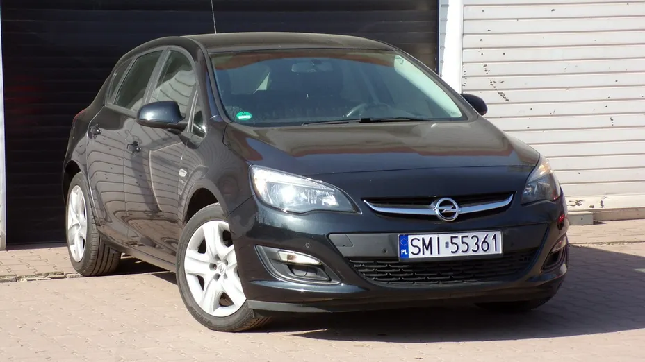 OPEL Astra -