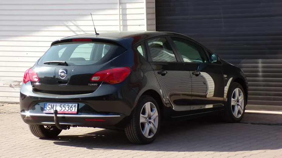 OPEL Astra -