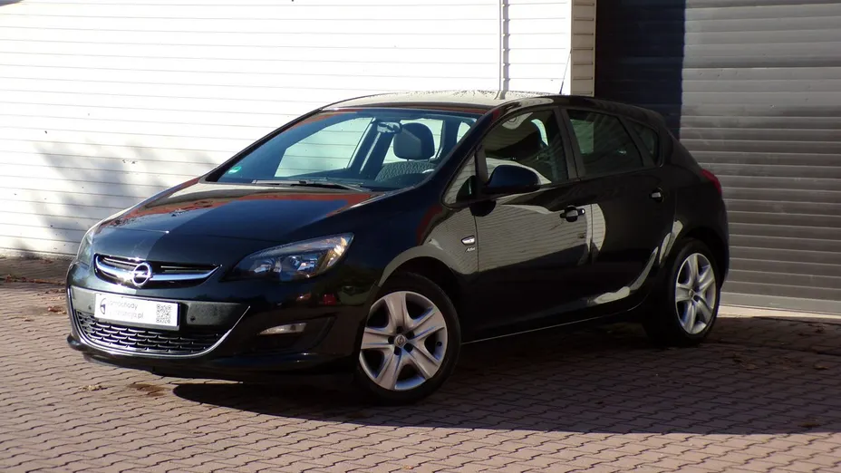 OPEL Astra -