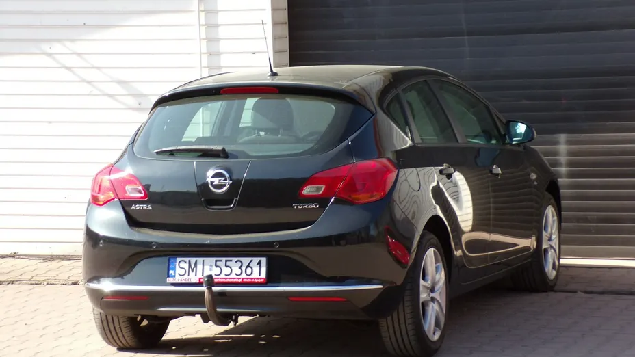 OPEL Astra -