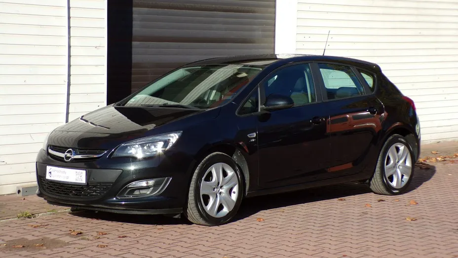 OPEL Astra -