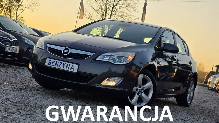 OPEL Astra -