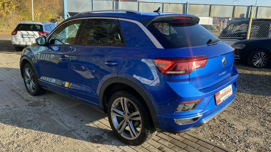 VOLKSWAGEN T-ROC -