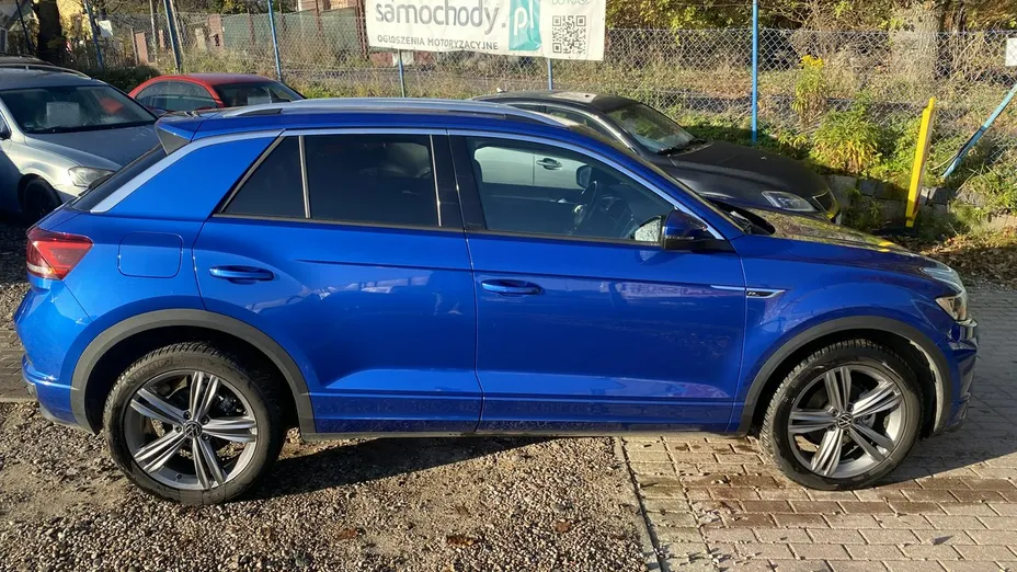 VOLKSWAGEN T-ROC -