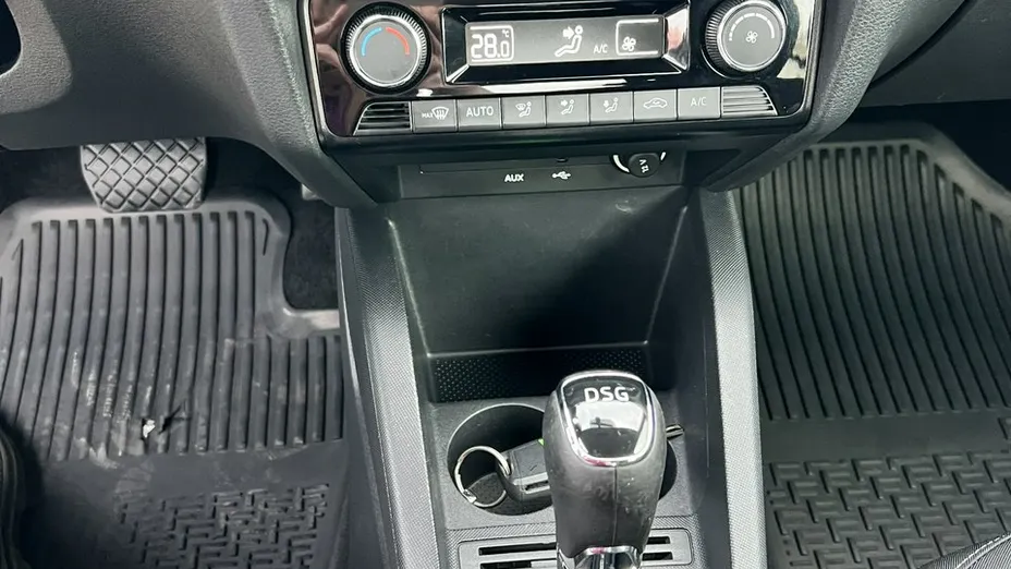 SKODA Fabia -
