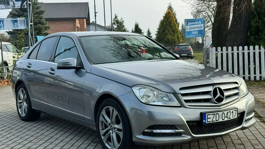 MERCEDES-BENZ C Klasa -