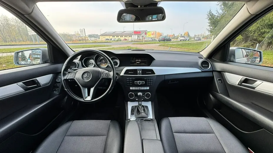 MERCEDES-BENZ C Klasa -