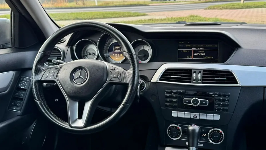 MERCEDES-BENZ C Klasa -