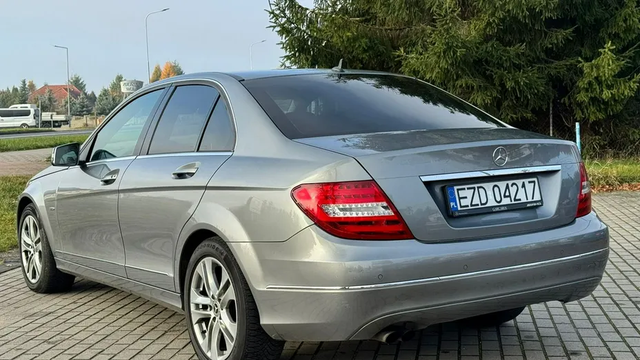 MERCEDES-BENZ C Klasa -
