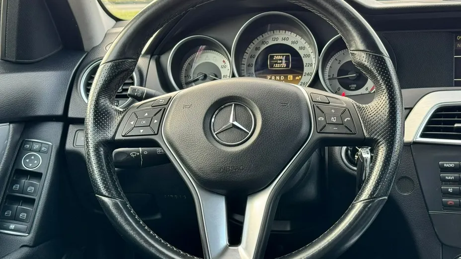 MERCEDES-BENZ C Klasa -