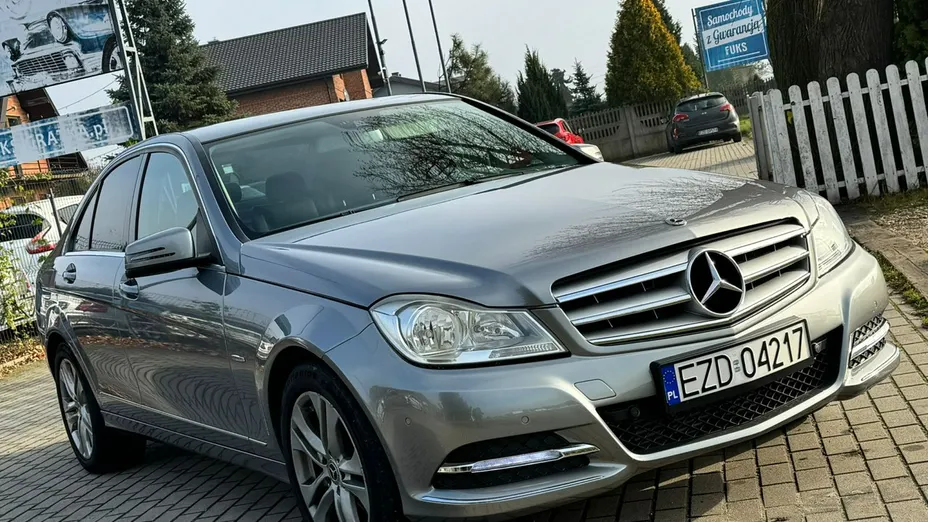 MERCEDES-BENZ C Klasa -