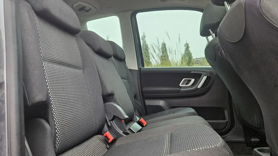 SKODA Roomster -