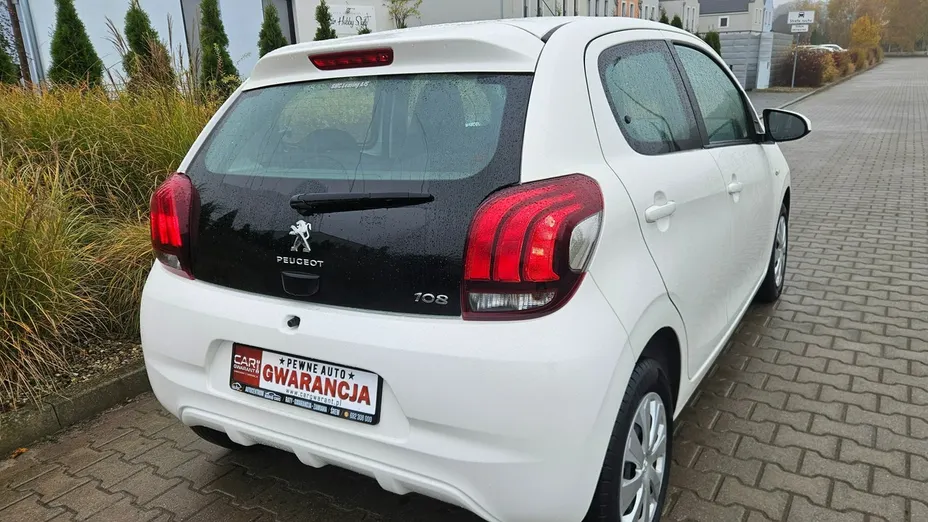 PEUGEOT 108 -