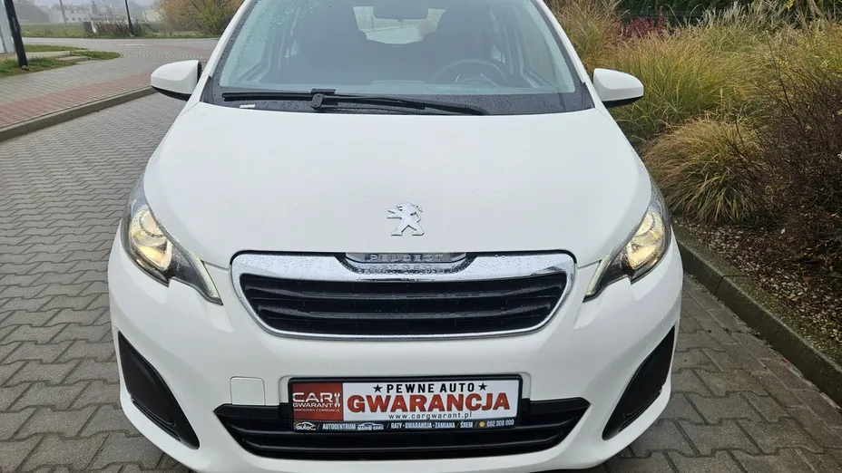 PEUGEOT 108 -