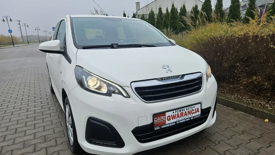 PEUGEOT 108 -