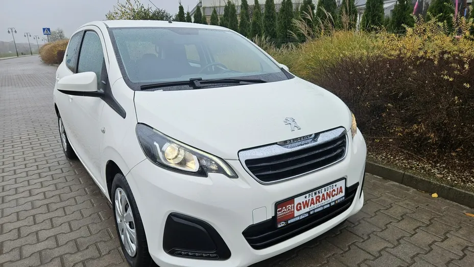 PEUGEOT 108 -