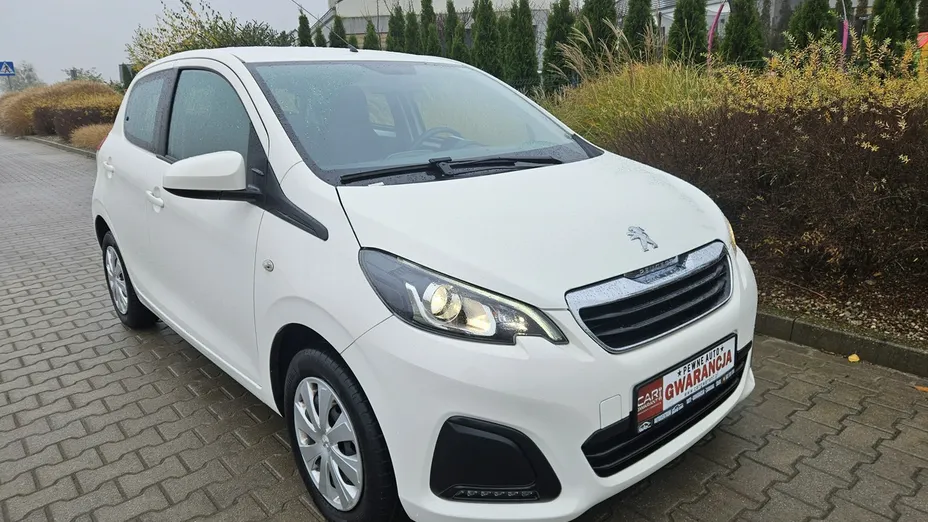 PEUGEOT 108 -
